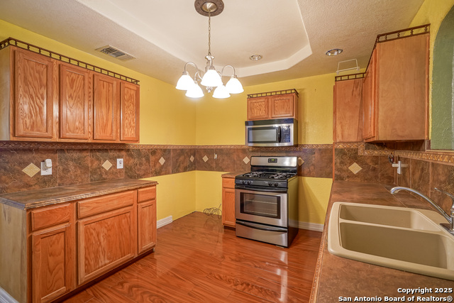 Listing photo id 8 for 314 Ranmar
