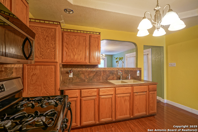 Listing photo id 10 for 314 Ranmar