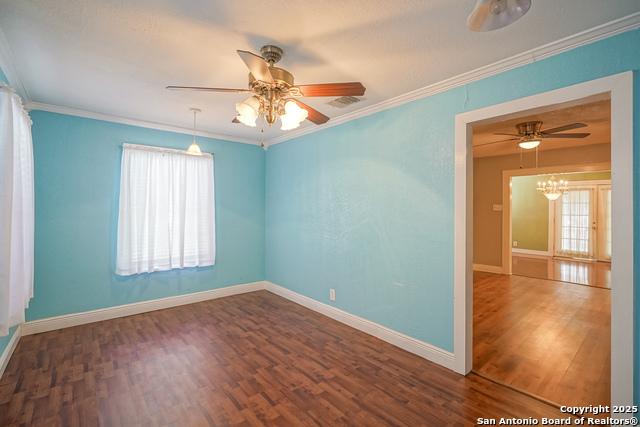 Listing photo id 17 for 314 Ranmar