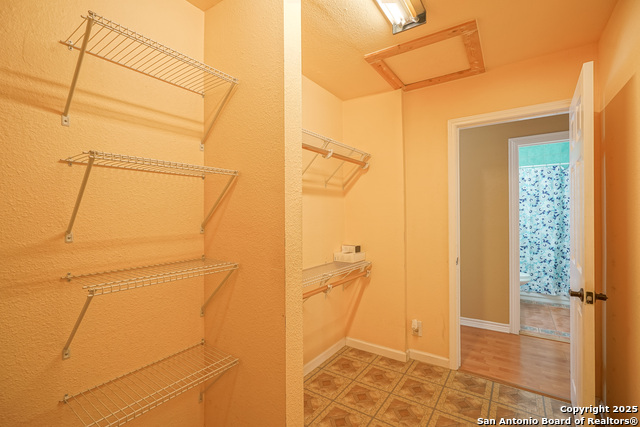 Listing photo id 24 for 314 Ranmar