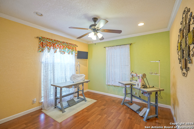 Listing photo id 28 for 314 Ranmar