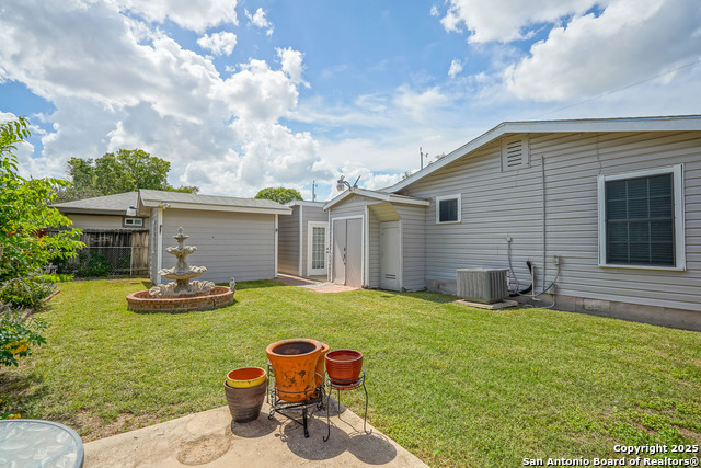 Listing photo id 35 for 314 Ranmar
