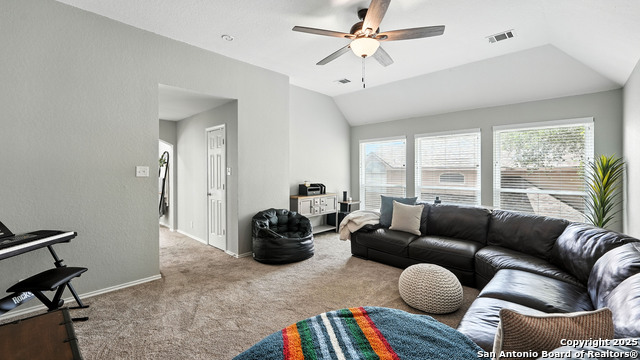 Listing photo id 27 for 2448 Woodbridge Way