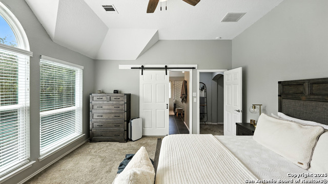 Listing photo id 29 for 2448 Woodbridge Way