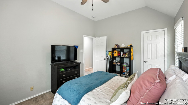 Listing photo id 37 for 2448 Woodbridge Way