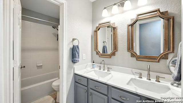 Listing photo id 38 for 2448 Woodbridge Way