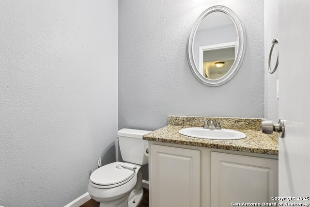 Image 13 of 29 For 13815 Laurel Hollow Dr.