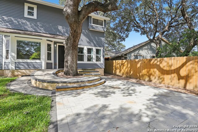 Image 24 of 29 For 13815 Laurel Hollow Dr.