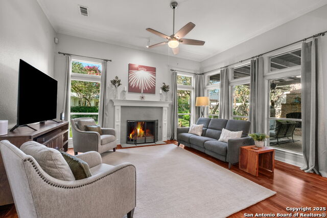 Image 9 of 26 For 2234 Deerfield Wood