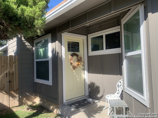 Image 3 of 16 For 7261 Fernview