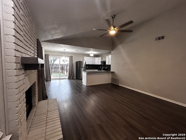Image 6 of 16 For 7261 Fernview