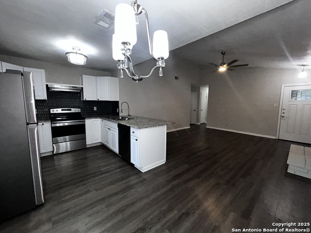 Image 7 of 16 For 7261 Fernview