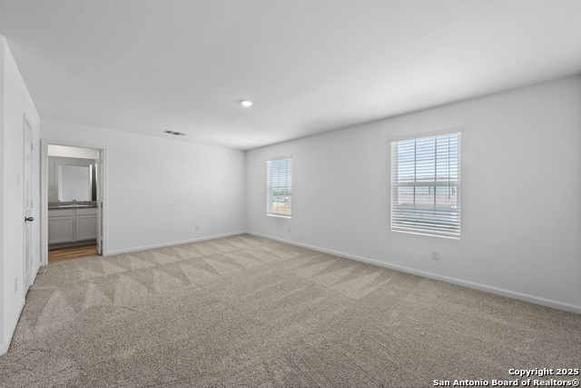 Listing photo id 11 for 11526 Woodpecker Drive