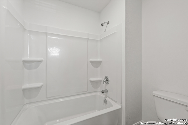 Listing photo id 14 for 11526 Woodpecker Drive