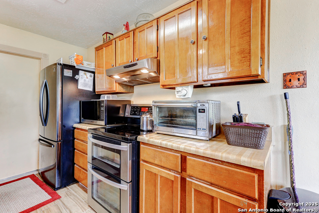 Listing photo id 8 for 8403 S Meadow Bird Circle