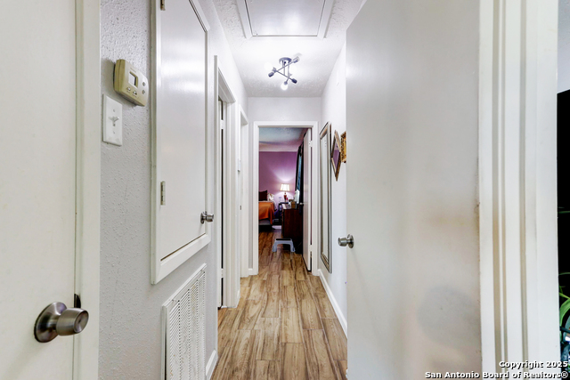 Listing photo id 23 for 8403 S Meadow Bird Circle