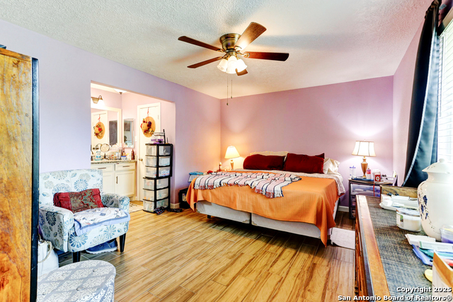 Listing photo id 24 for 8403 S Meadow Bird Circle
