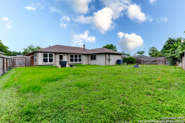 Listing photo id 32 for 8403 S Meadow Bird Circle