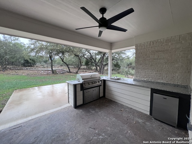 Image 27 of 29 For 725 Winding View