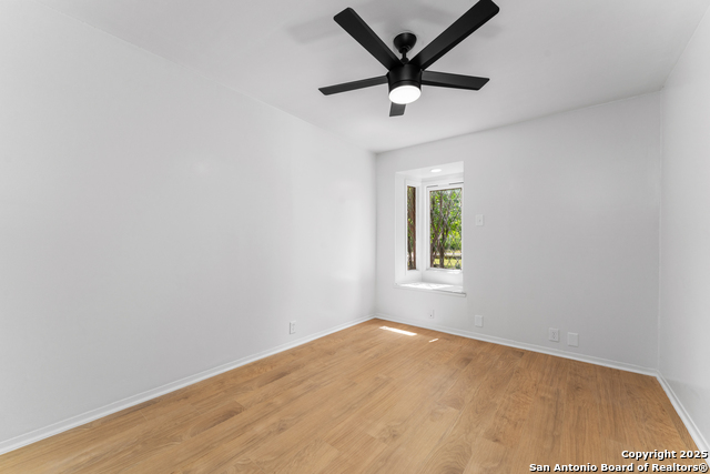 Image 21 of 37 For 25919 Dull Knife