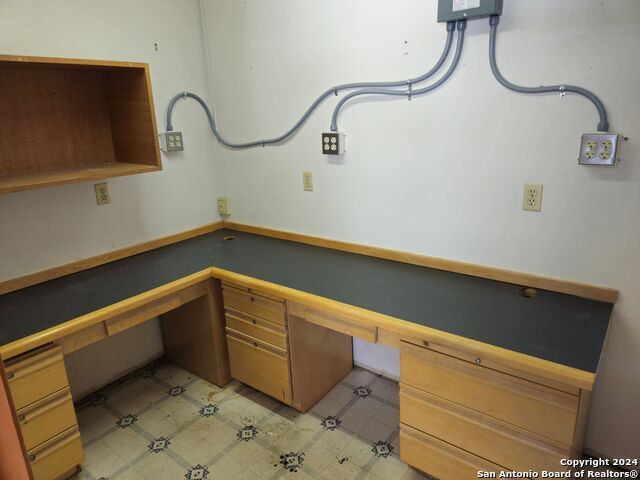 Image 29 of 45 For 740 Deer Cross Ln