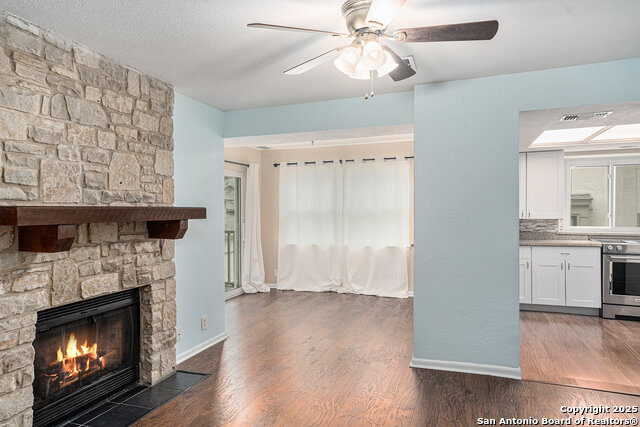 Image 6 of 37 For 14122 Churchill Estates  1104