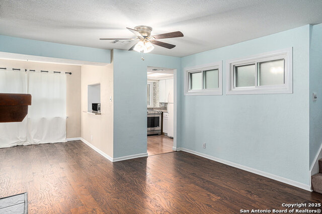 Image 8 of 37 For 14122 Churchill Estates  1104