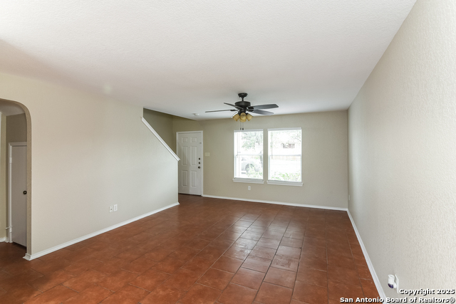 Listing photo id 2 for 11230 Acuff