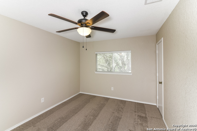 Listing photo id 5 for 11230 Acuff