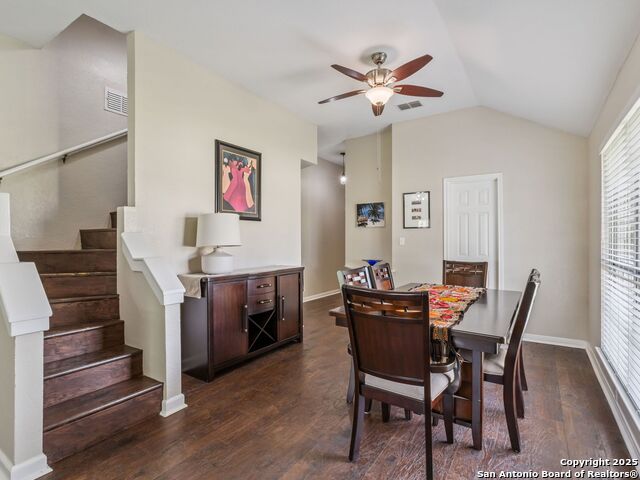 Image 10 of 59 For 1832 Sunnybrook