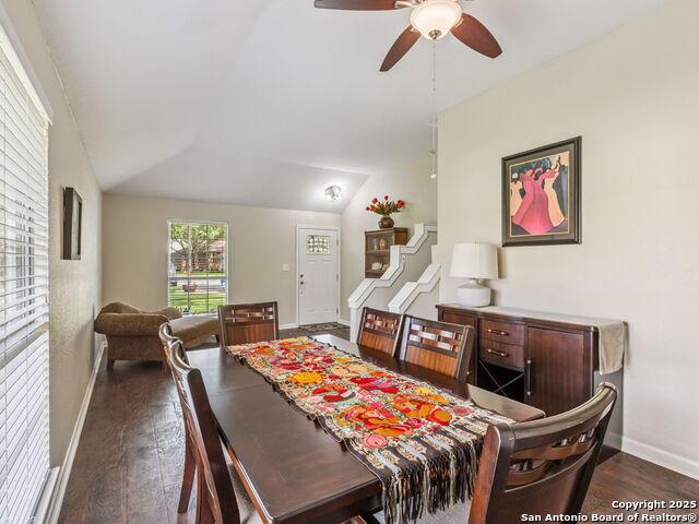 Image 11 of 59 For 1832 Sunnybrook