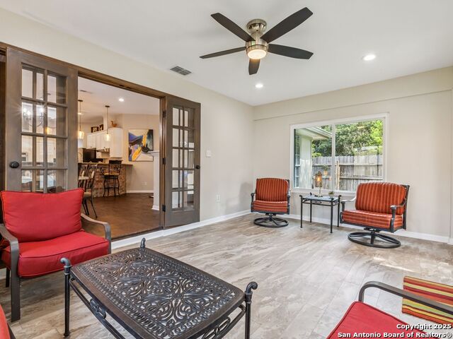 Image 36 of 59 For 1832 Sunnybrook