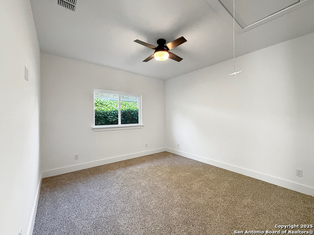 Image 9 of 14 For 1934 Lamar St.