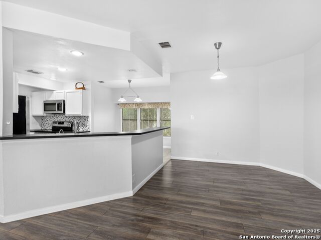 Image 12 of 37 For 5430 Vista Court