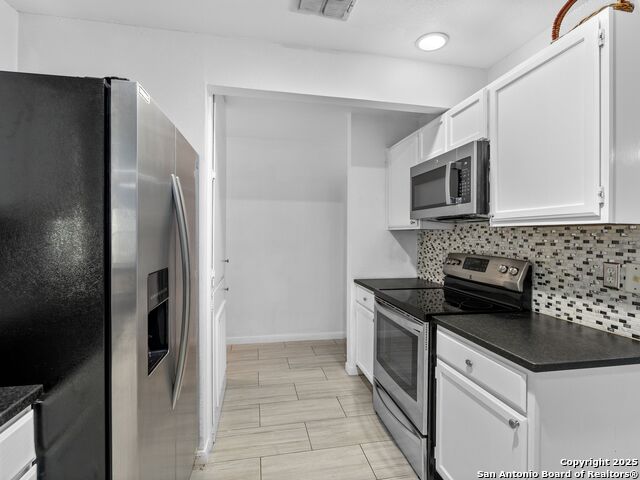 Image 16 of 37 For 5430 Vista Court