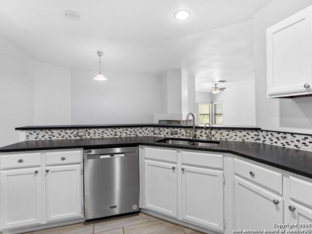 Image 18 of 37 For 5430 Vista Court