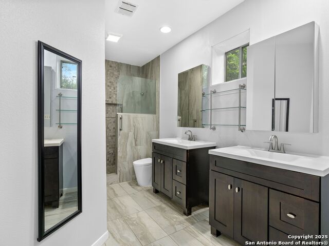 Image 26 of 37 For 5430 Vista Court