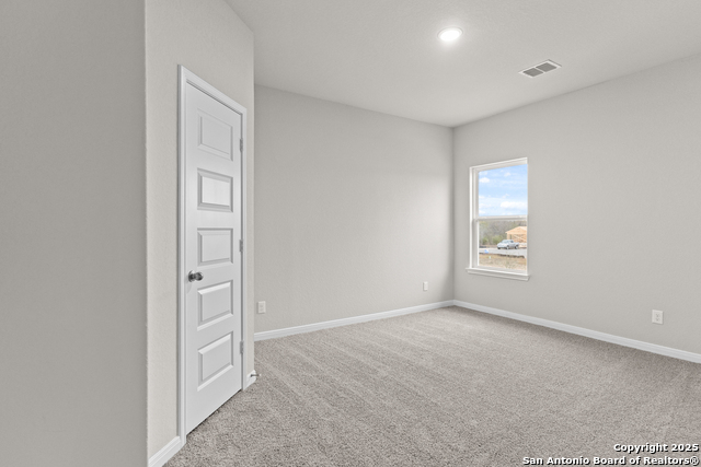 Image 22 of 41 For 10314 Eve Gardens