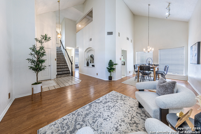 Image 4 of 31 For 15074 Preston Hollow
