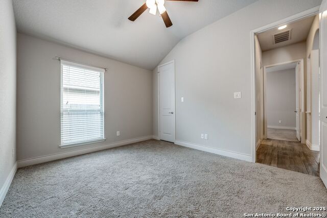 Listing photo id 17 for 7955 Valley Crest