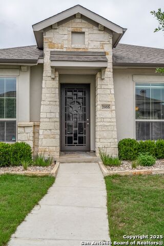 Listing photo id 1 for 7955 Valley Crest