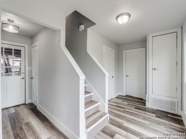 Image 12 of 30 For 238 Ledgeview