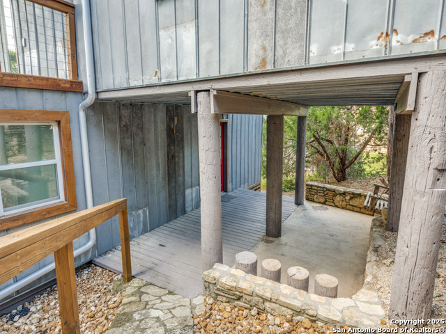 Image 17 of 30 For 238 Ledgeview