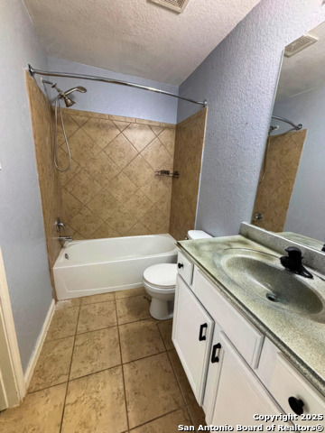 Image 7 of 14 For 12118 Luckey Summit