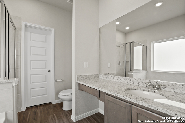 Image 9 of 17 For 10311 Eve Gardens