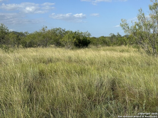 Image 6 of 13 For Tract 59 Fm 470