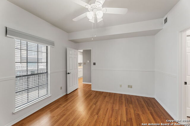 Image 11 of 26 For 11839 Parliament St  1113