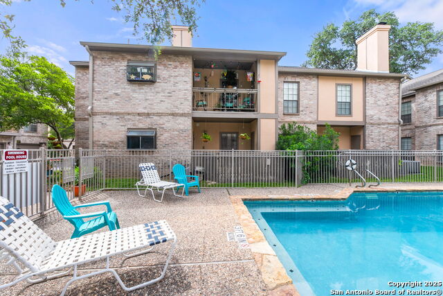 Image 22 of 26 For 11839 Parliament St  1113