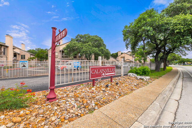 Image 26 of 26 For 11839 Parliament St  1113
