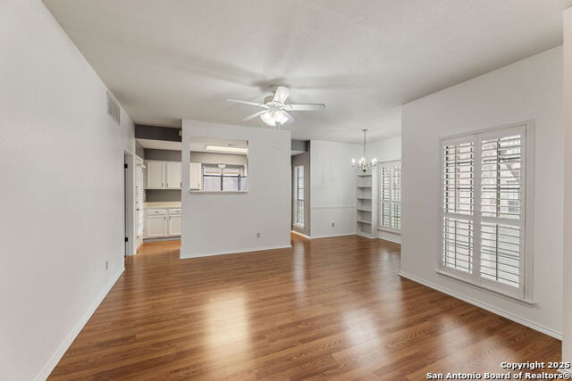 Image 3 of 26 For 11839 Parliament St  1113